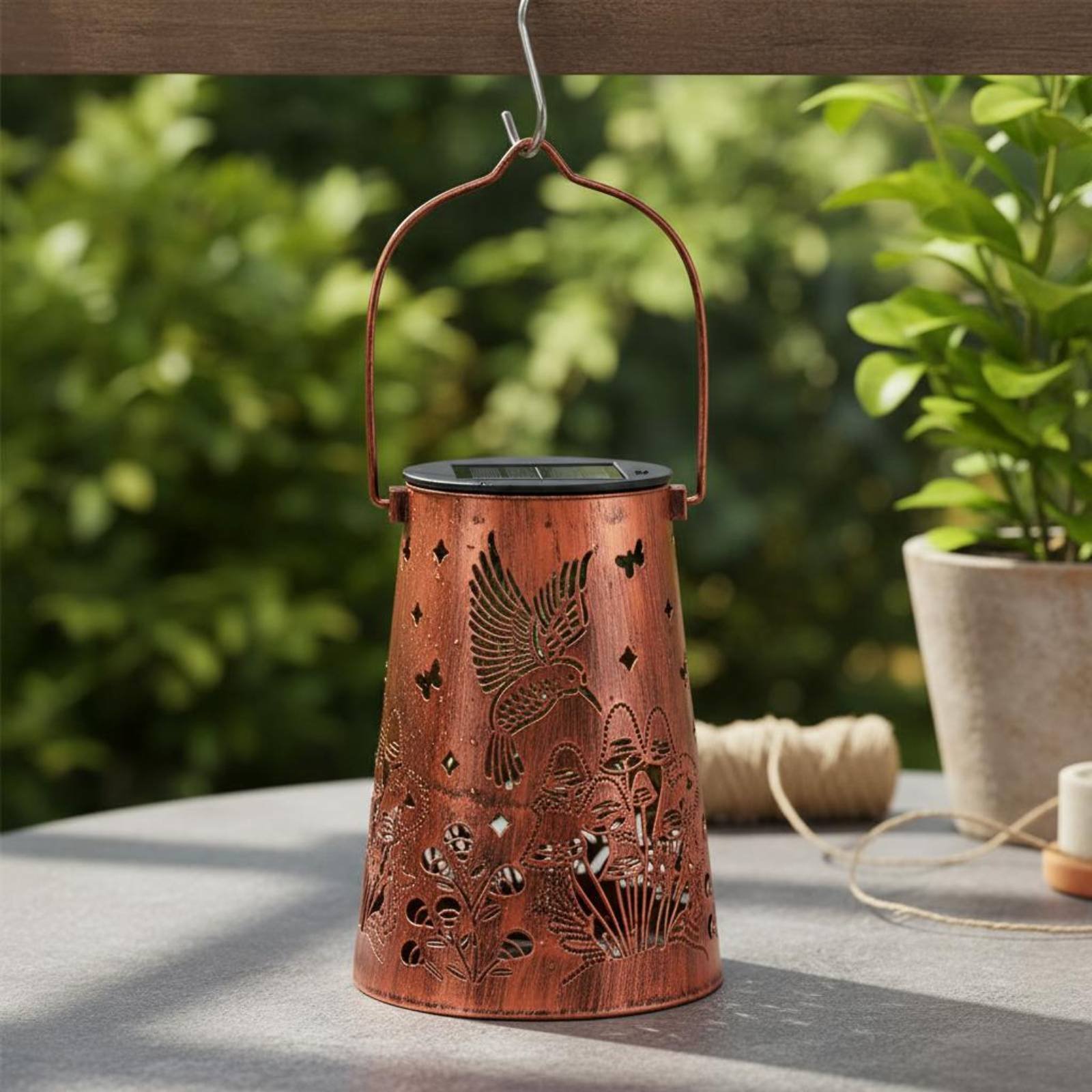 Lanterna da Giardino con Motiv - Solar Lantern Hanging recensione e prezzo