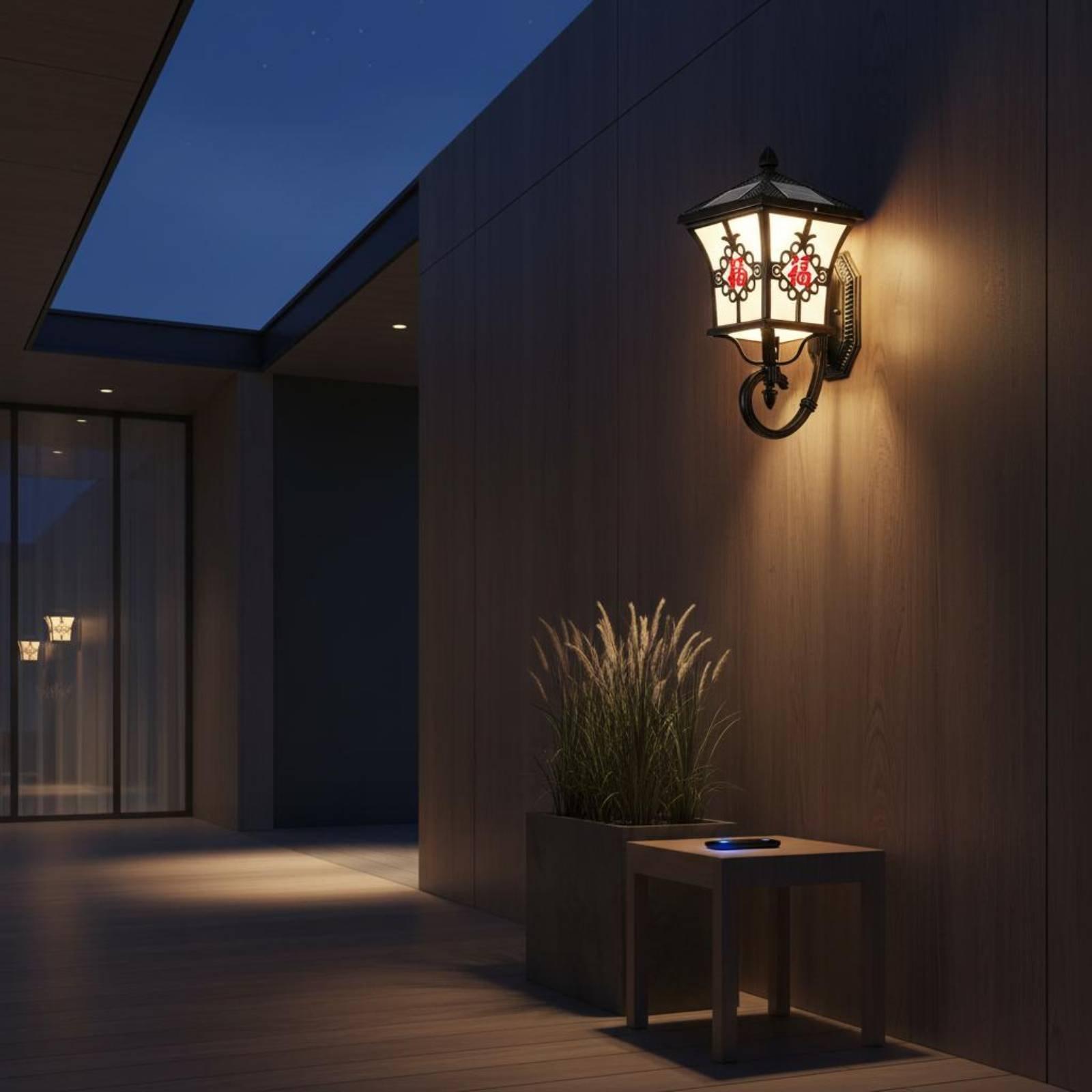 Lampada Solare a LED da Estern - Wall Lighting Outdoor recensione e prezzo