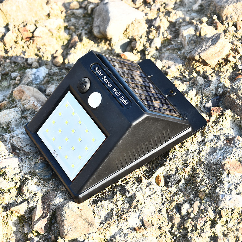 Lampada Solare da Parete con S - Outdoor Lighting With Motion Sensor recensione e prezzo
